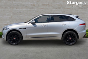2019 Jaguar F-Pace 2.0 D180 R-Sport Auto AWD Euro 6 (s/s) 5dr in Silver — image 4