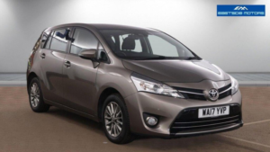 2017 Toyota Verso 1.6 V-Matic Icon Euro 6 5dr (7 Seat) in Bronze — image 2