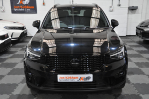2024 Volvo Xc40 2.0 B3 Mhev Plus Black Edition Dct Auto Euro 6 (s/s) 5dr in Black — image 2