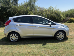2012 Ford Fiesta 1.3 Edge in Silver — image 5