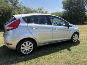 2012 Ford Fiesta 1.3 Edge in Silver — image 6