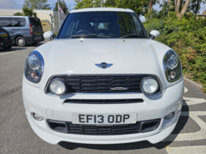 2013 MINI Countryman 1.6 John Cooper Works Countryman in White — image 5