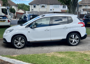 2014 Peugeot 2008 1.6 E-Hdi Crossway in White — image 4