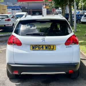 2014 Peugeot 2008 1.6 E-Hdi Crossway in White — image 6