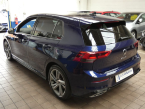 2022 Volkswagen Golf 1.5 Etsi Mhev R-Line Hatchback 5dr Petrol Hybrid DSG Euro 6 (s/s) (150 Ps) in Blue — image 6