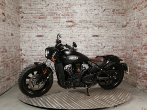 2019 Indian Scout Bobber in Black — image 5