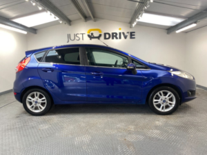 2015 Ford Fiesta 1.25 Zetec Hatchback 5dr Petrol Manual Euro 5 (82 Ps) in Blue — image 6