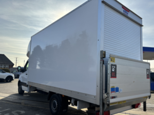 2022 Mercedes-Benz Sprinter 2.0 317 Cdi Progressive in White — image 5