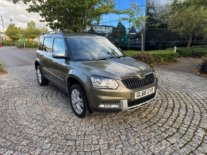 2016 Skoda Yeti 1.2 Tsi Se L Outdoor DSG Euro 6 (s/s) 5dr in Green — image 5