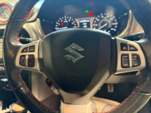 2017 Suzuki Vitara 1.4 Boosterjet S in Black — image 3