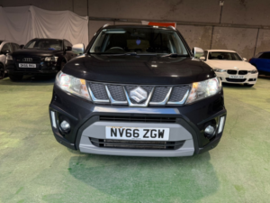 2017 Suzuki Vitara 1.4 Boosterjet S in Black — image 4
