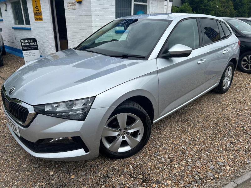 2019 Skoda Scala 1.0 Tsi Se Euro 6 (s/s) 5dr in Silver — image 1