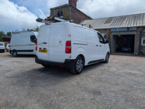 2021 Citroen Dispatch 1.5 Bluehdi 1000 Enterprise M Fwd 2 Euro 6 (s/s) 6dr in White — image 5