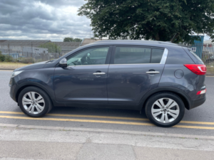 2013 Kia Sportage 1.7 Crdi Ecodynamics 3 SUV 5dr Diesel Manual 2WD Euro 5 (s/s) (114 Bhp) in Silver — image 6