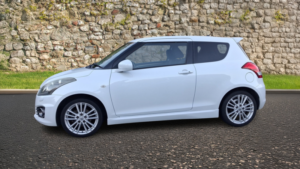 2013 Suzuki Swift 1.6 Sport Hatchback 3dr Petrol Manual Euro 5 (136 Ps) in White — image 4