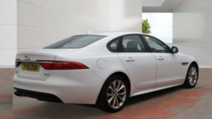 2016 Jaguar Xf 2.0 D R-Sport in White — image 2