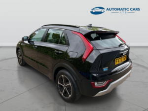 2023 Kia Niro 2 in Black — image 4