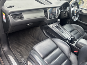 2017 Porsche Macan 3.0 V6 S Auto SUV 4x4 Ulez Eu6 in Grey — image 3