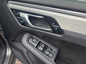 2017 Porsche Macan 3.0 V6 S Auto SUV 4x4 Ulez Eu6 in Grey — image 6
