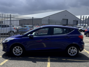 2018 Ford Fiesta 1.1 Ti-Vct Zetec Hatchback 5dr Petrol Manual Euro 6 (s/s) (85 Ps) in Blue — image 5