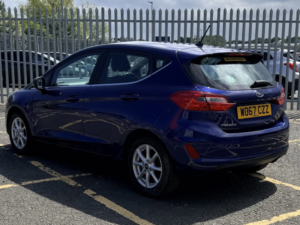 2018 Ford Fiesta 1.1 Ti-Vct Zetec Hatchback 5dr Petrol Manual Euro 6 (s/s) (85 Ps) in Blue — image 6