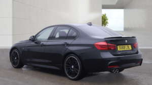 2018 BMW 3 Series 2.0 320i M Sport Saloon 4dr Petrol Auto Euro 6 (s/s) (184 Ps) in Black — image 3