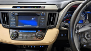 2014 Toyota Rav4 2.0 V-Matic Invincible Multidrive S 4WD Euro 5 5dr in Red — image 2