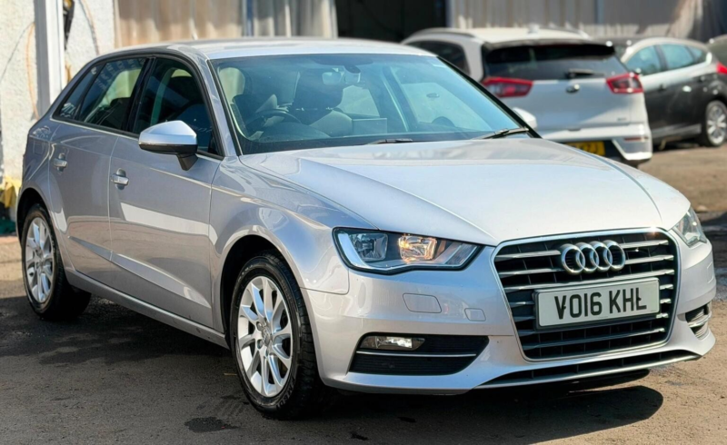 2016 Audi A3 1.4 Tfsi Cod Se Sportback S Tronic Euro 6 (s/s) 5dr in Silver — image 1