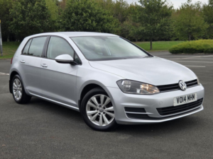 2014 Volkswagen Golf 2.0 Tdi Bluemotion Tech Se Euro 5 (s/s) 5dr in Silver — image 2