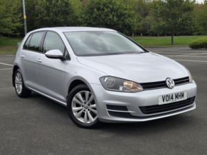2014 Volkswagen Golf 2.0 Tdi Bluemotion Tech Se Euro 5 (s/s) 5dr in Silver — image 3