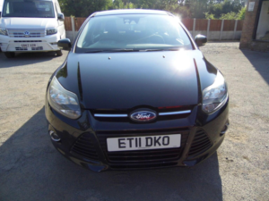 2011 Ford Focus 1.6 Titanium Euro 5 5dr in Black — image 2