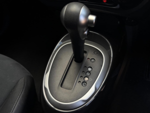 2018 Nissan Juke 1.6 Bose Personal Edition Xtron Euro 6 5dr in Blue — image 3