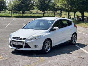 2014 Ford Focus 1.6 Tdci 115 Titanium X Navigator 5dr Man, Diesel, White + £20 Road Tax in White — image 2