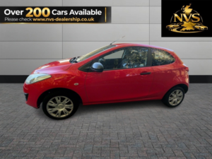 2011 Mazda Mazda2 1.3 Ts in Red — image 4