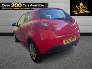 2011 Mazda Mazda2 1.3 Ts in Red — image 5