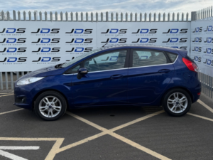 2014 Ford Fiesta 1.0t Ecoboost Zetec Hatchback 5dr Petrol Manual Euro 5 (s/s) (100 Ps) in Blue — image 4