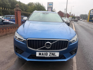2017 Volvo Xc60 2.0 D4 R-Design Pro Auto AWD Euro 6 (s/s) 5dr in Blue — image 5