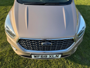 2018 Ford Kuga 1.5t Ecoboost Vignale Auto AWD Euro 6 (s/s) 5dr in Bronze — image 5