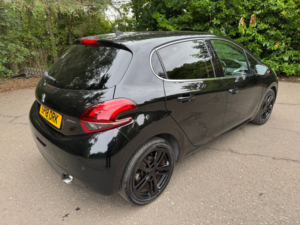 2018 Peugeot 208 1.2 Puretech Gt Line Hatchback 5dr Petrol Manual Euro 6 (s/s) (110 Ps) in Black — image 5