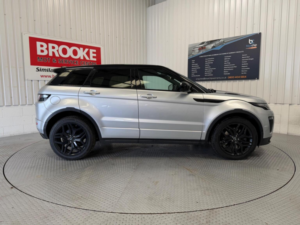 2018 Land Rover Range Rover Evoque 2.0 Sd4 Hse Dynamic Auto 4WD Euro 6 (s/s) 5dr in Silver — image 3