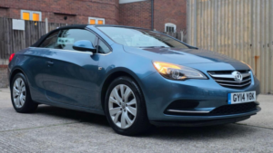 2014 Vauxhall Cascada 1.4t Se Euro 5 (s/s) 2dr in Blue — image 4
