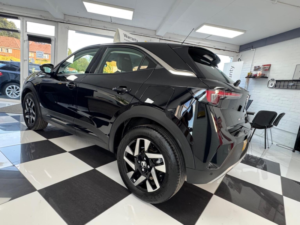 2022 Vauxhall Mokka 1.2 Turbo Elite Premium Auto Euro 6 (s/s) 5dr in Black — image 4