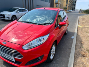 2015 Ford Fiesta 1.25 Zetec Euro 6 3dr in Red — image 3