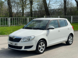 2013 Skoda Fabia 1.6 Tdi Se Euro 5 5dr in White — image 3