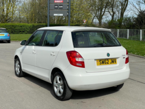 2013 Skoda Fabia 1.6 Tdi Se Euro 5 5dr in White — image 5