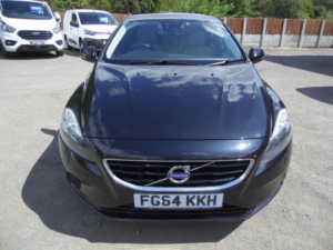 2014 Volvo V40 1.6 D2 Se Lux Euro 5 (s/s) 5dr in Black — image 2