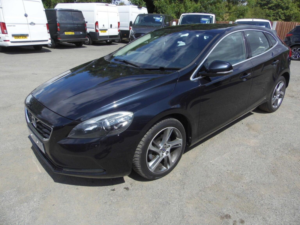 2014 Volvo V40 1.6 D2 Se Lux Euro 5 (s/s) 5dr in Black — image 3