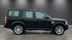 2015 Land Rover Discovery 4 3.0 Sd V6 Hse Auto 4WD Euro 6 (s/s) 5dr in Black — image 5