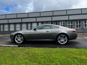 2008 Jaguar Xk 4.2 Xk Auto 3dr in Grey — image 2