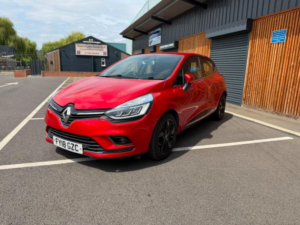 2018 Renault Clio 0.9 Tce Dynamique S Nav Euro 6 (s/s) 5dr in Red — image 3